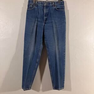 Vintage 90s Levi’s 550 Baggy Denim Medium Wash Jeans